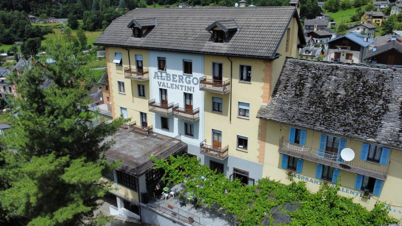 Valentini *